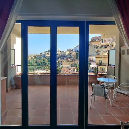 Dolce Casa Taormina Appartement Buitenkant foto